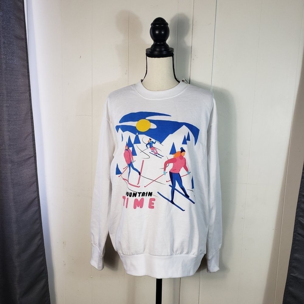 CHEMISTRY Blue White Pink Vintage Inspired Retro Ski Graphics Sweatshirt NWT